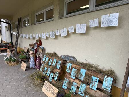 Razstava Levi devžej in Koroška gruda, Vrtec Ravne, enota Levi devžej (8)